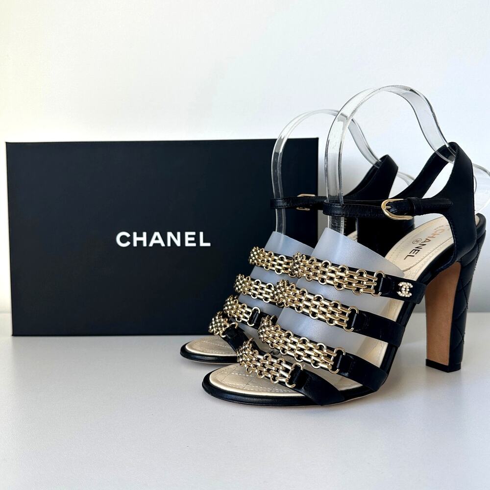 CHANEL CC Logo Black Lambskin Quilted Heels Gold Chain Strap Sandals IT 39 - Picture 3 of 16
